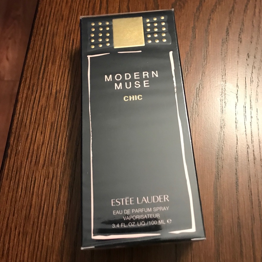 Estée Lauder Muse